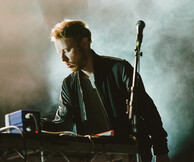 Ο Forest Swords επιστρέφει στην Αθήνα για ακόμα ένα live που θα μας κάνει να παραμιλάμε