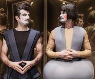Αποκλειστικό: Οι πρώτες φωτογραφίες από τη «Κωμωδία των Παρεξηγήσεων» της Κατερίνας Ευαγγελάτου