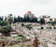 «Αθήνα τόποι Μνήμης»: τρεις περίπατοι σε εμβληματικά σημεία της πόλης