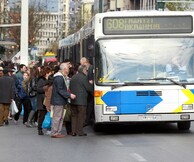 «Ποίηση on the road»: οι ποιητές συναντάνε τους Αθηναίους στα Μέσα Μεταφοράς
