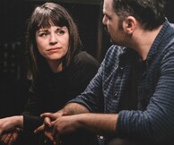 Ένα «ΕΛΕΥΘΕΡΟ ΖΕΥΓΑΡΙ» σπάει την … καραντίνα κι έρχεται στο ΚΘΒΕ αυτό το Σάββατο 27 Μαρτίου