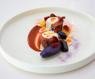 O sous chef του τριάστερου «The Fat Duck» έρχεται στο Mylos Bar Restaurant της Σαντορίνης