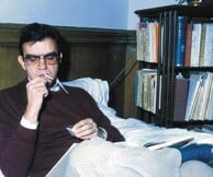 Αφιέρωμα στον Μένη Κουμανταρέα στο Studio Μαυρομιχάλη