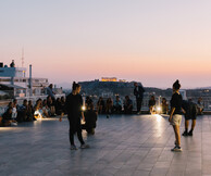 Στην ταράτσα του Γαλλικού Ινστιτούτου στη Σίνα που μόλις άνοιξε για το κοινό