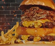 Το «Ντόκτορ Μπεργκενστάιν» είναι το burger του μήνα στο Μπαρ Μπεε Κιου