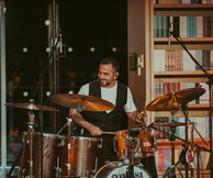 Lighthouse Sessions: μουσικά πορτρέτα | Η σειρά συναυλιών του ΚΠΙΣΝ σε επιμέλεια του Αλέξανδρου Δράκου Κτιστάκη