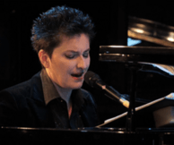 Ηρώ: Rose Tattoo Οnline streaming από το Half Note Διαθέσιμο έως Δευτέρα 31 Μαΐου