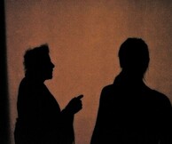 Θέατρο Όροφως | «Μαμά» της Μάρτα Μπαρσελό | Σκηνοθεσία Ιόλη Ανδρεάδη | Πρεμιέρα 29 Ιανουαρίου