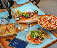 School pizza bar River West: Το αγαπημένο ιταλικό στέκι άνοιξε στο Open River West και μοιράζει οικογενειακές στιγμές απόλαυσης