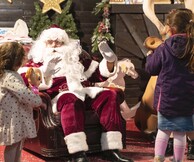 Εκμεταλλευτείτε την προσφορά για το Santa Claus Kingdom και αγοράστε το μαγικό εισιτήριο που θα σας βάλει στην Χριστουγεννιάτικη Ονειροχώρα