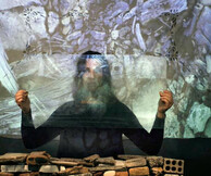 «Το Θραύσμα του Χάους/ Fragment of Chaos»: Ομαδική έκθεση στο Ρομάντσο