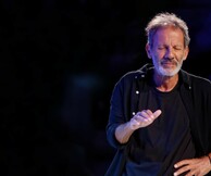 «Γιορτή στον Λυκαβηττό»: Μία ιστορική συναυλία του Σταύρου Ξαρχάκου
