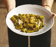 Cupola trattoria: Ναπολιτάνικη πίτσα, φρέσκα ζυμαρικά και ιταλικό ταμπεραμέντο