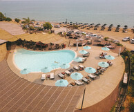 ΚΟΑ beach pool bar