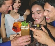 Το Bungalow 7 εγκαινιάζει τις βραδιές Club Dining στα Αστέρια Γλυφάδας