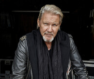 Ο Johnny Logan στο Θέατρο Παλλάς: Ο θρύλος της Eurovision για πρώτη φορά στην Ελλάδα