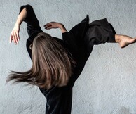 Performance Ον: Κενό είναι ο χώρος που προσπαθεί να μην πέσει ο Spider-Man