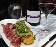 To Psyche Wine Bistro γιορτάζει τα 3 χρόνια του με ένα ξεχωριστό πάρτι 
