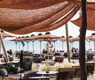 The C – Beach Restaurant: Σου δίνει έναν καλό λόγο για να μείνεις καλοκαίρι στην Αθήνα