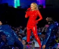 H Kylie Minogue στο Release είναι η πιο ποπ εμπειρία που μπορείς να ζήσεις φέτος στην Αθήνα