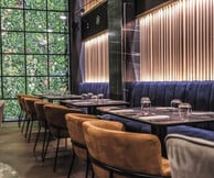 Amber Athens: Καθημερινή στάση σε έναν χώρο με υψηλή αισθητική και ελληνική γευστική ψυχή