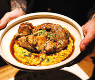 Λεύκες: Γνώριμες συνταγές μαγειρεμένες για να μας εκπλήσσουν