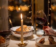 Athénée: Μια ανεπανάληπτη γαστρονομική εμπειρία στο πιο γιορτινό σκηνικό της πόλης