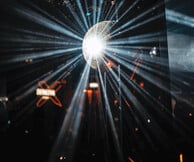 Disco Safari: Η αυθεντική ντίσκο που ταξιδεύει ολόκληρες γενιές πίσω στο 1979