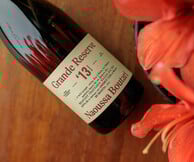 Grande Reserve Naoussa Boutari: Το κρασί που κάνει κάθε γιορτινή στιγμή ακόμη πιο ιδιαίτερη