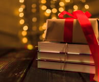 Πείτε «χρόνια πολλά» με ένα βιβλίο