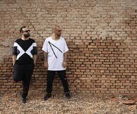 Serious Dancers: Ένα ντουέτο που ανεβάζει την ηλεκτρονική μουσική στα decks του κόσμου