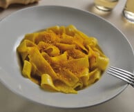 Τρελή Ροδιά: Μια γαστροταβέρνα που δίνει μαθήματα ελληνικής κουζίνας