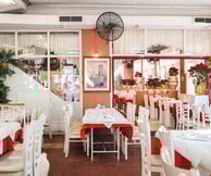 Ταβέρνα ο Τάσος: Η ιστορία του καλού ελληνικού φαγητού στα δυτικά προάστια