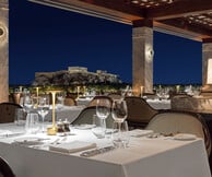 Το GB Roof Garden του Ξενοδοχείου Μεγάλη Βρεταννία καλωσορίζει τον νέο Chef de Cuisine Γιάννη Ροκανά