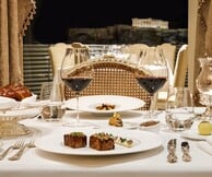 Nico Lazaridi “Μαγικό Βουνό”: Μία επετειακή οινική εμπειρία στο εστιατόριο Tudor Hall