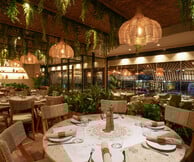 «Ethos Athens»: Γεύσεις που συναρπάζουν και live που μένουν αξέχαστα