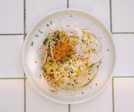 Διακοπές: Hot dog για πρωινό εκεί που είναι πάντα καλοκαίρι