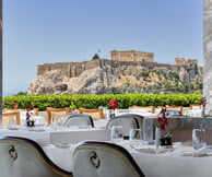 Πάσχα στο Ξενοδοχείο Μεγάλη Βρεταννία: Γιορτινές γεύσεις και αυθεντική φιλοξενία στο κέντρο της Αθήνας