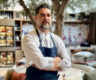 Cinapos: Το ελληνικό τραπέζι όπως το θυμόμαστε, σε σύγχρονη εκδοχή
