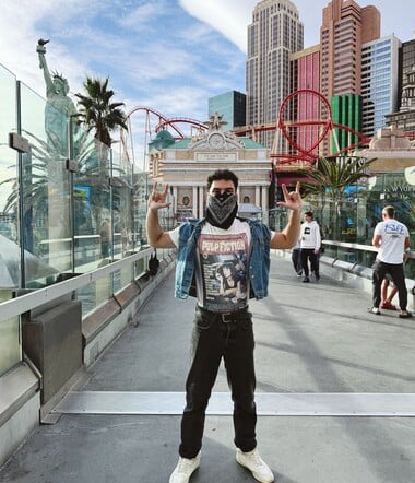 Δημήτρης Τσίκλης: Η καλύτερη Πρωτοχρονιά είναι εκεί που βρίσκεται η καρδιά, όταν δεν λείπει καμία θέση από το τραπέζι