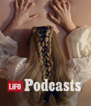 Η Έμιλι Μπροντέ άναψε και πάλι φωτιές