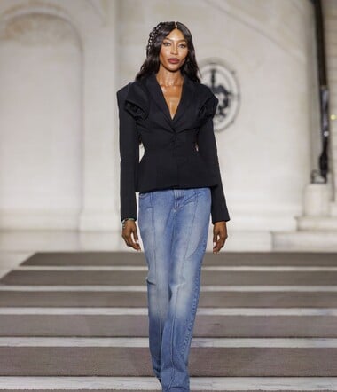 Η παράξενη «συνεργασία» της Ναόμι Κάμπελ με τον Έπσταϊν