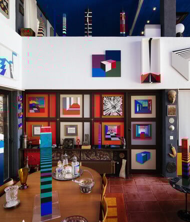 Όπυ Ζούνη: Μέσα στο σπίτι και το ατελιέ της  