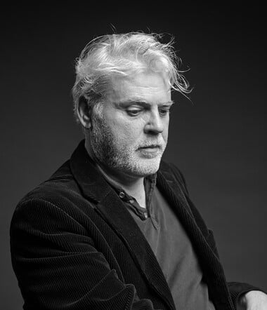 «Eίναι βαρετό ν’ ακούς για τα παιδικά χρόνια κάποιου;» 