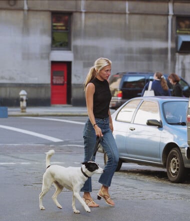 Το φάντασμα της Καρολίν Μπεσέτ-Kένεντι παραδίδει μαθήματα στιλ ακόμα