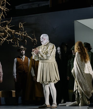 Μπήκαμε στις πρόβες της «Άννα Μπολένα» στην Εθνική Λυρική Σκηνή 