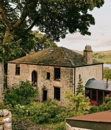 Μέσα σε μια αγροικία του 19ου αιώνα