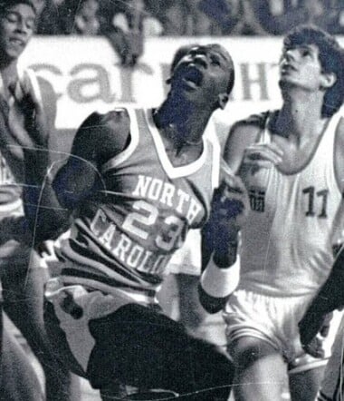 Ο Μάικλ Τζόρνταν κάποτε έπαιξε μπάσκετ στα Πατήσια 