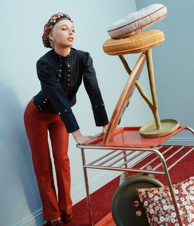 Το ανυπέρβλητα cool γούστο της Έμα Τσάμπερλεν