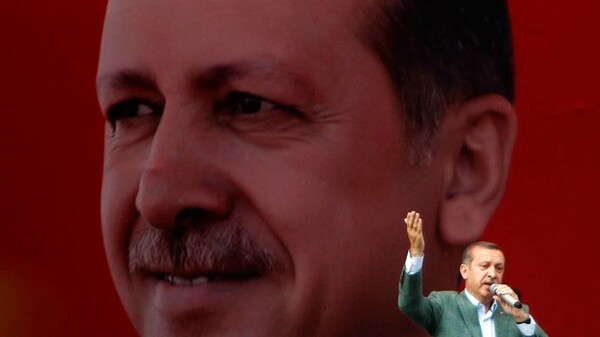 Ερντογάν: «Οι Τουρκάλες πρέπει να κάνουν τουλάχιστον τρία παιδιά»